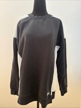 Under Armour Black and White Mesh Panel Pullover Sweatshirt